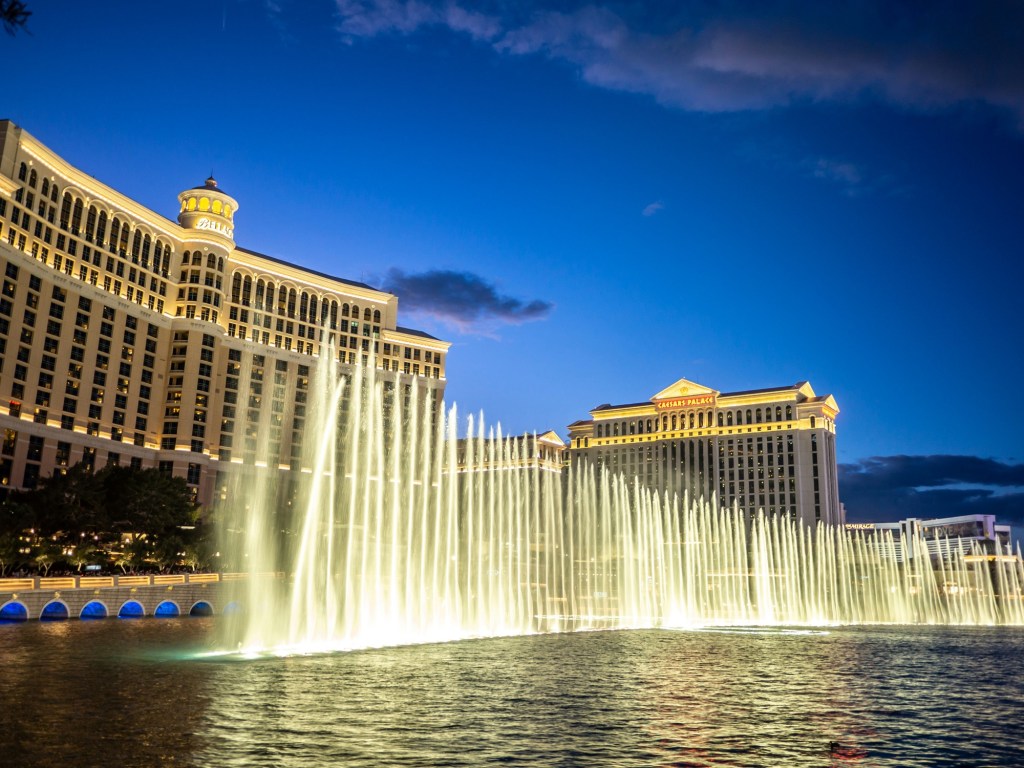 Bellagio fountains water show in front of Bellagio Hotel Las Vegas